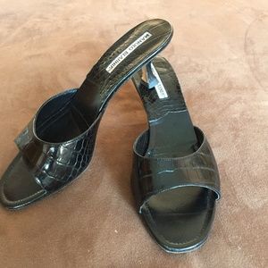 MANOLO BLAHNIK REAL ALLIGATOR BLACK KITTEN HEELS